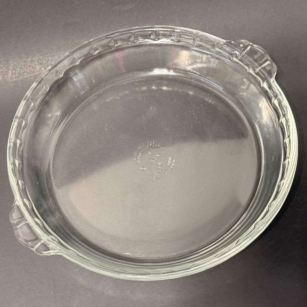 Vintage Pyrex 229 Clear Glass 9.5 Inch Scalloped Rim Pie Dish with Handles USA